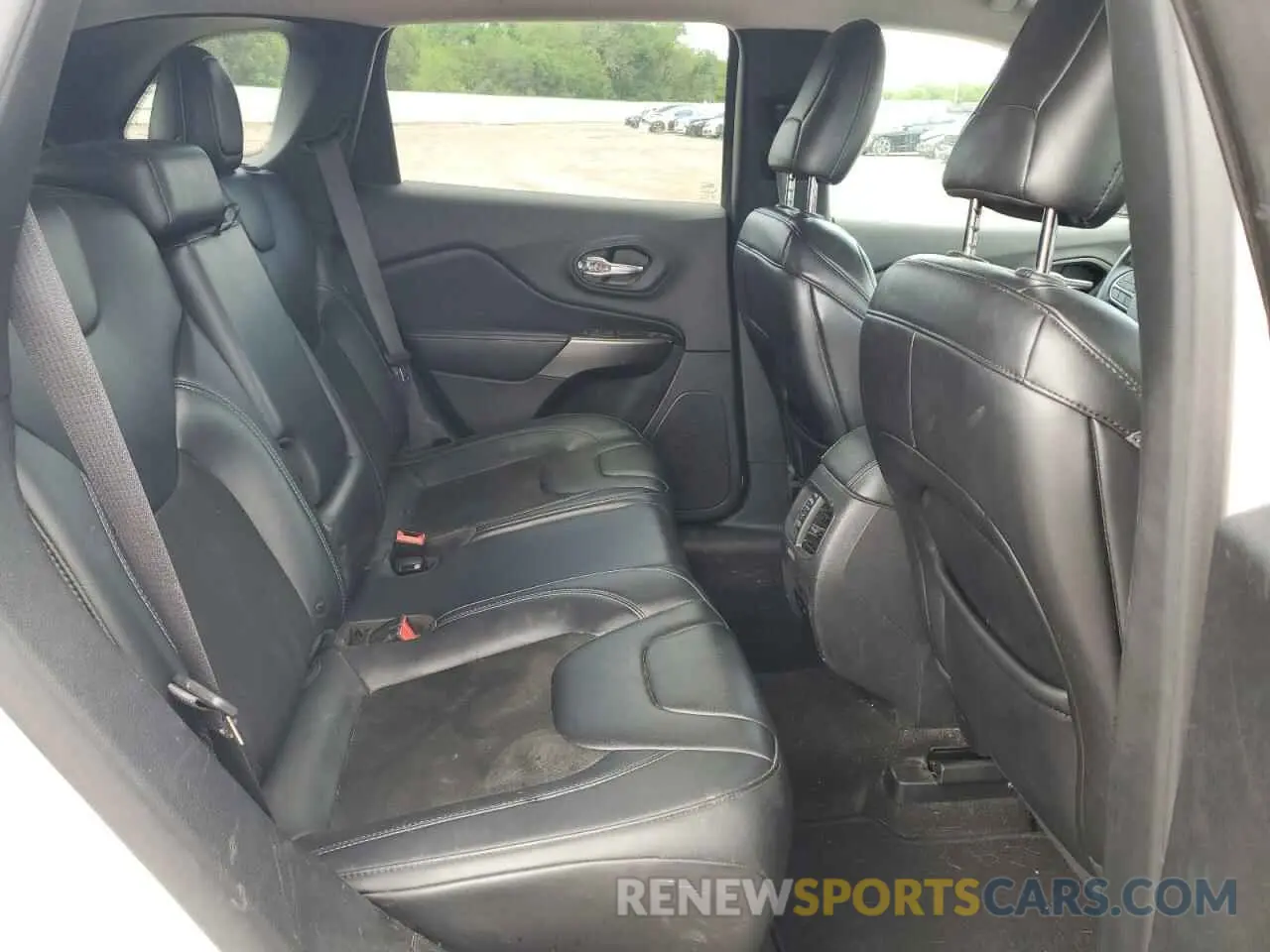 11 fotografías del automóvil dañado 1C4PJLLB3KD420387 JEEP GRAND CHER 2019