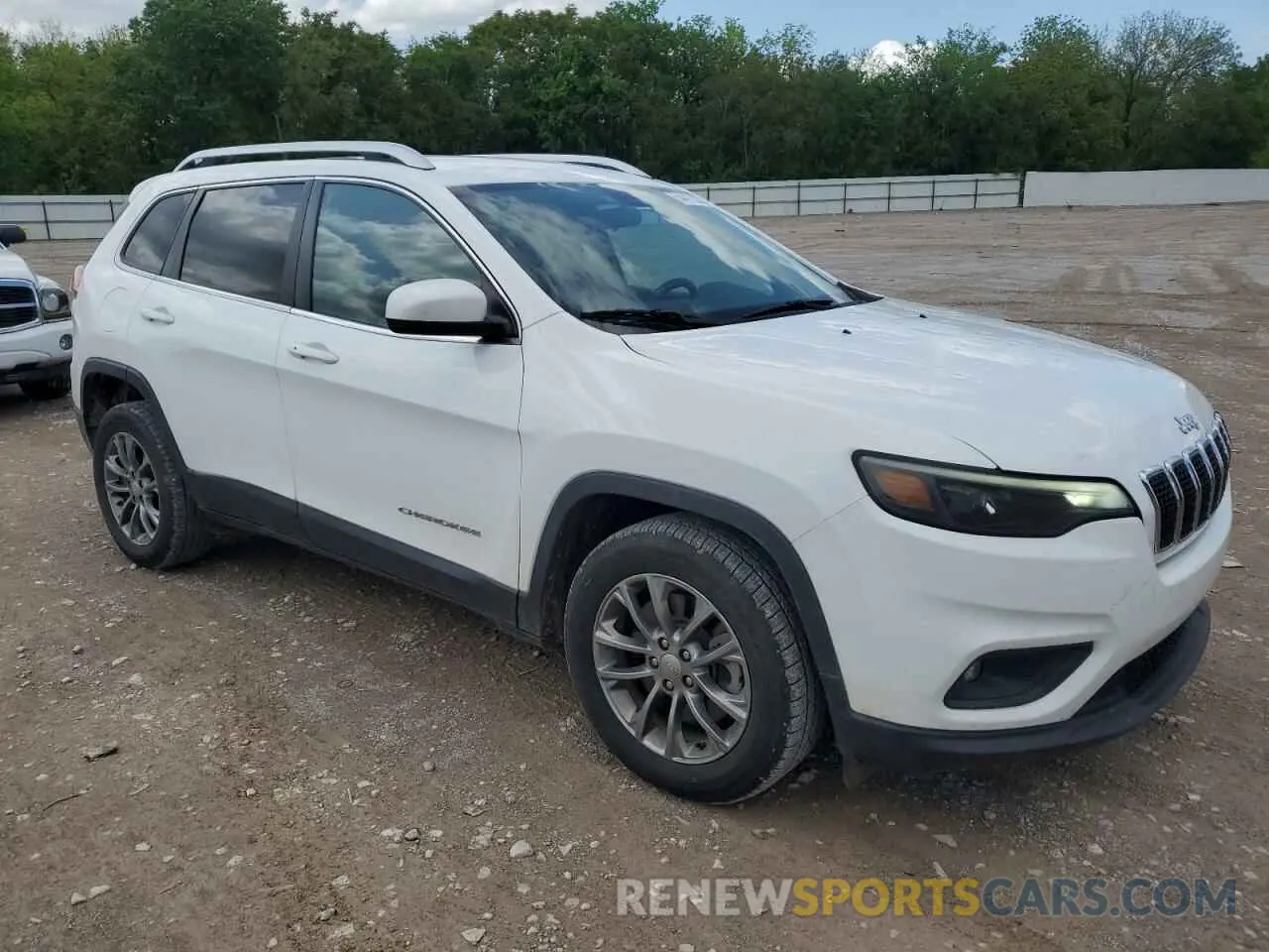 4 fotografías del automóvil dañado 1C4PJLLB3KD420387 JEEP GRAND CHER 2019
