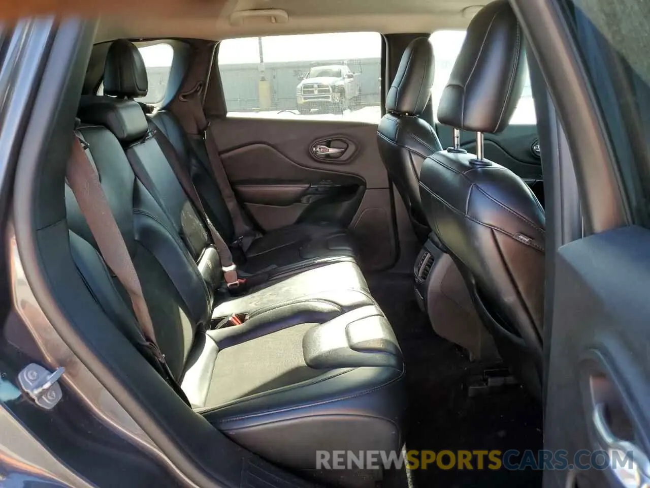 11 fotografías del automóvil dañado 1C4PJLLB7KD478941 JEEP GRAND CHER 2019