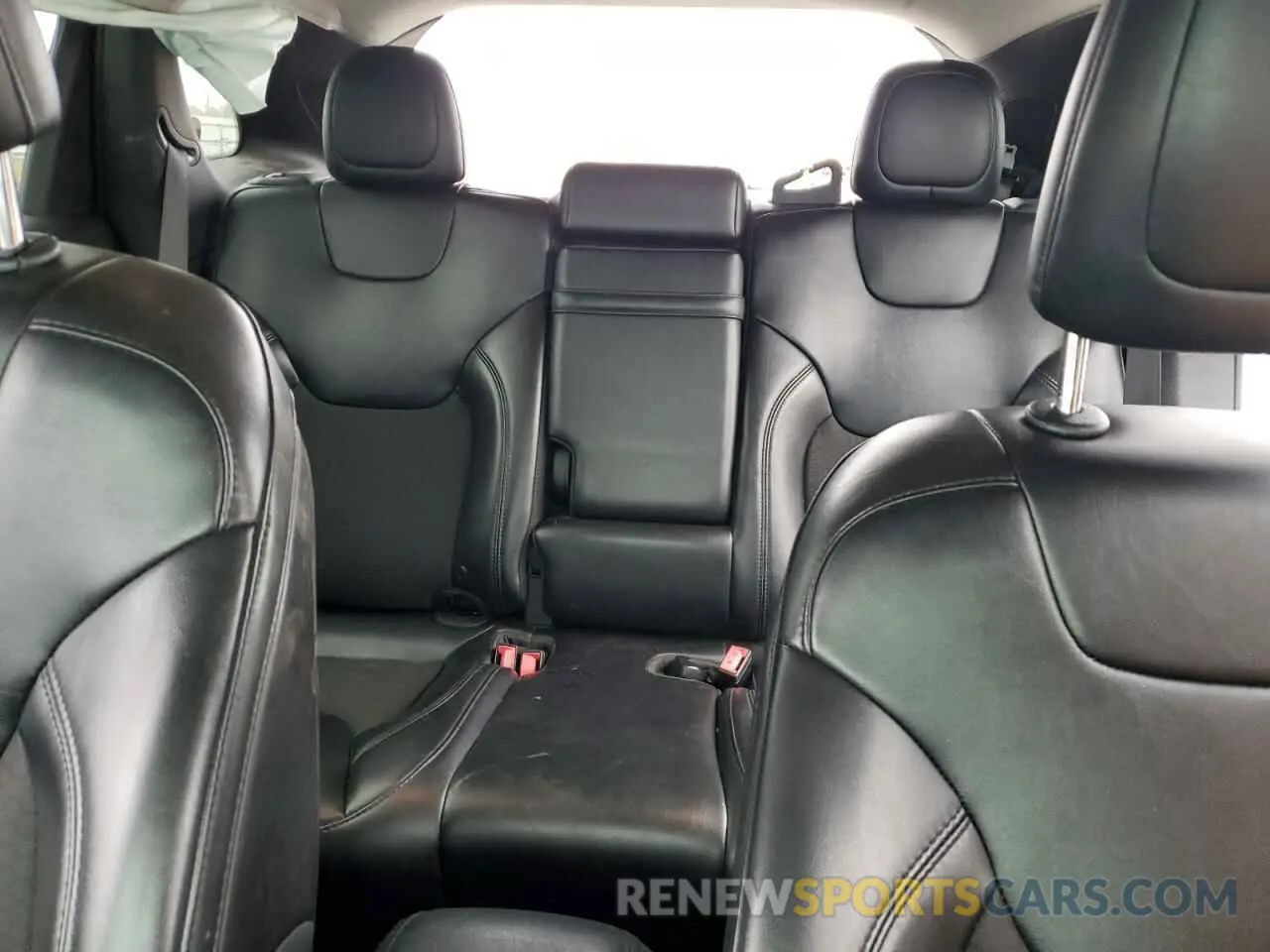 10 fotografías del automóvil dañado 1C4PJLLX3KD300889 JEEP GRAND CHER 2019