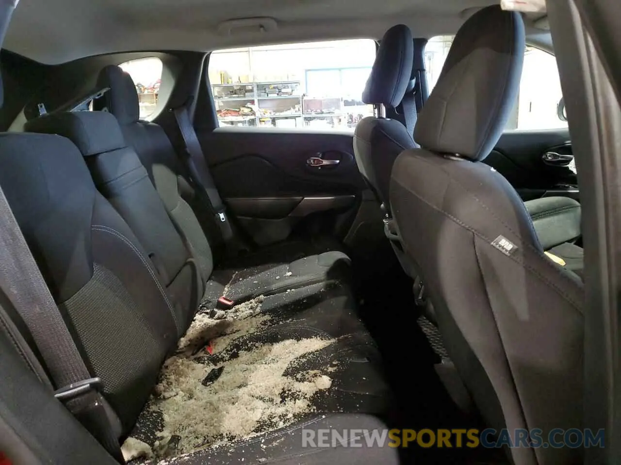 10 fotografías del automóvil dañado 1C4PJMAB3KD219923 JEEP GRAND CHER 2019