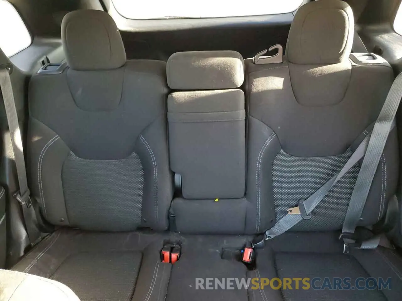 10 fotografías del automóvil dañado 1C4PJMAX2KD347338 JEEP GRAND CHER 2019