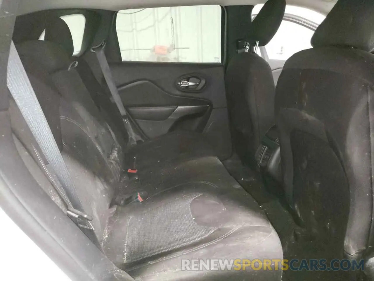 11 fotografías del automóvil dañado 1C4PJMCB1KD452602 JEEP GRAND CHER 2019