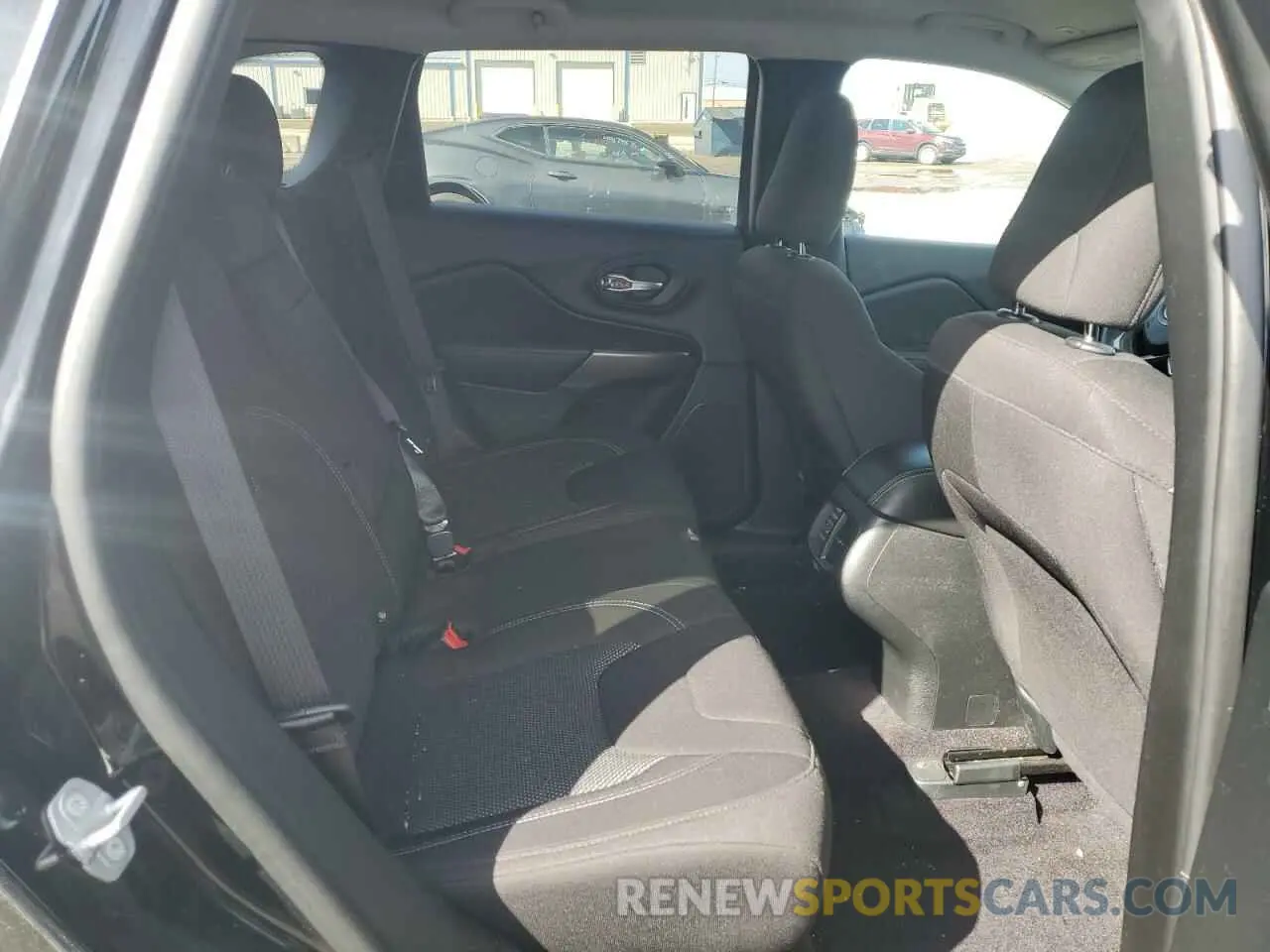 11 fotografías del automóvil dañado 1C4PJMCB6KD194416 JEEP GRAND CHER 2019