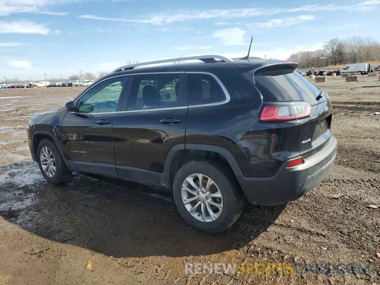 2 fotografías del automóvil dañado 1C4PJMCB6KD194416 JEEP GRAND CHER 2019