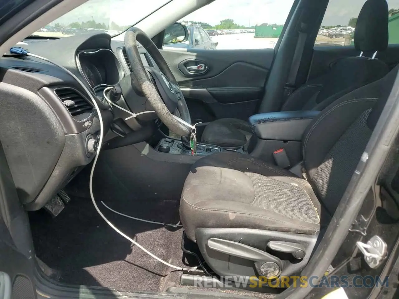 7 fotografías del automóvil dañado 1C4PJMCB8KD212964 JEEP GRAND CHER 2019