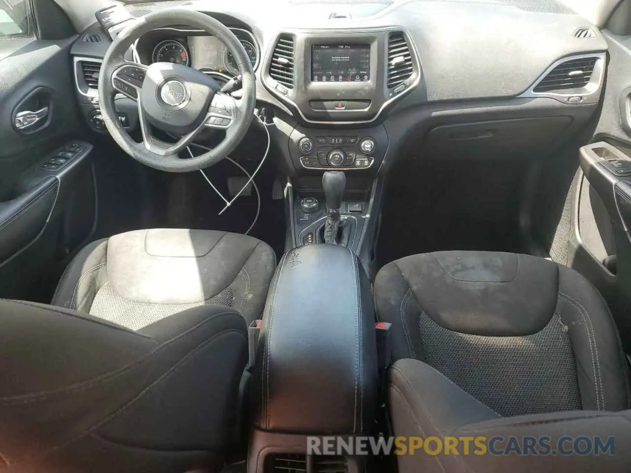 8 fotografías del automóvil dañado 1C4PJMCB8KD212964 JEEP GRAND CHER 2019