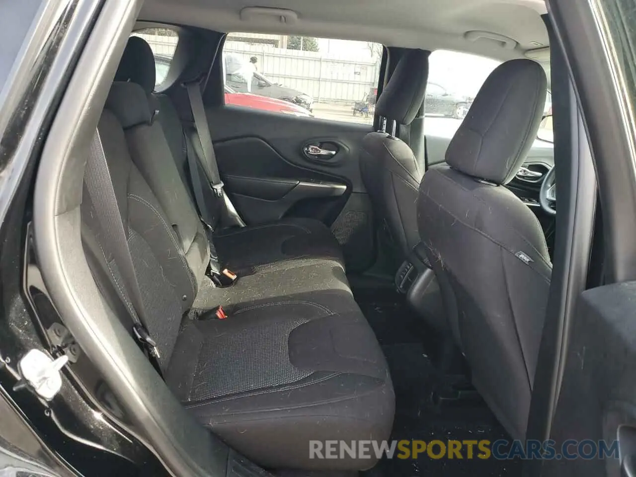 12 fotografías del automóvil dañado 1C4PJMCB8KD408256 JEEP GRAND CHER 2019