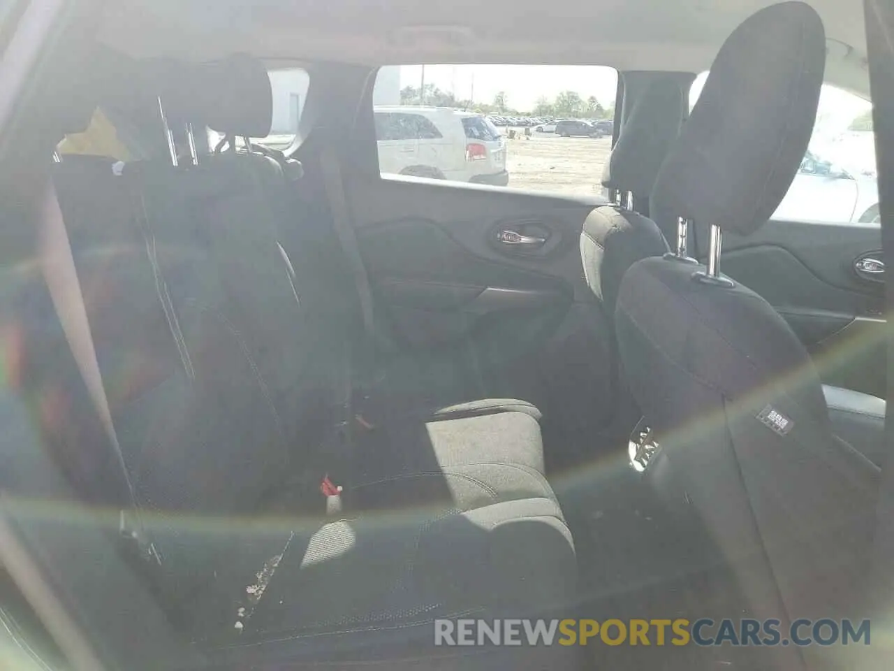 11 fotografías del automóvil dañado 1C4PJMCBXKD240104 JEEP GRAND CHER 2019