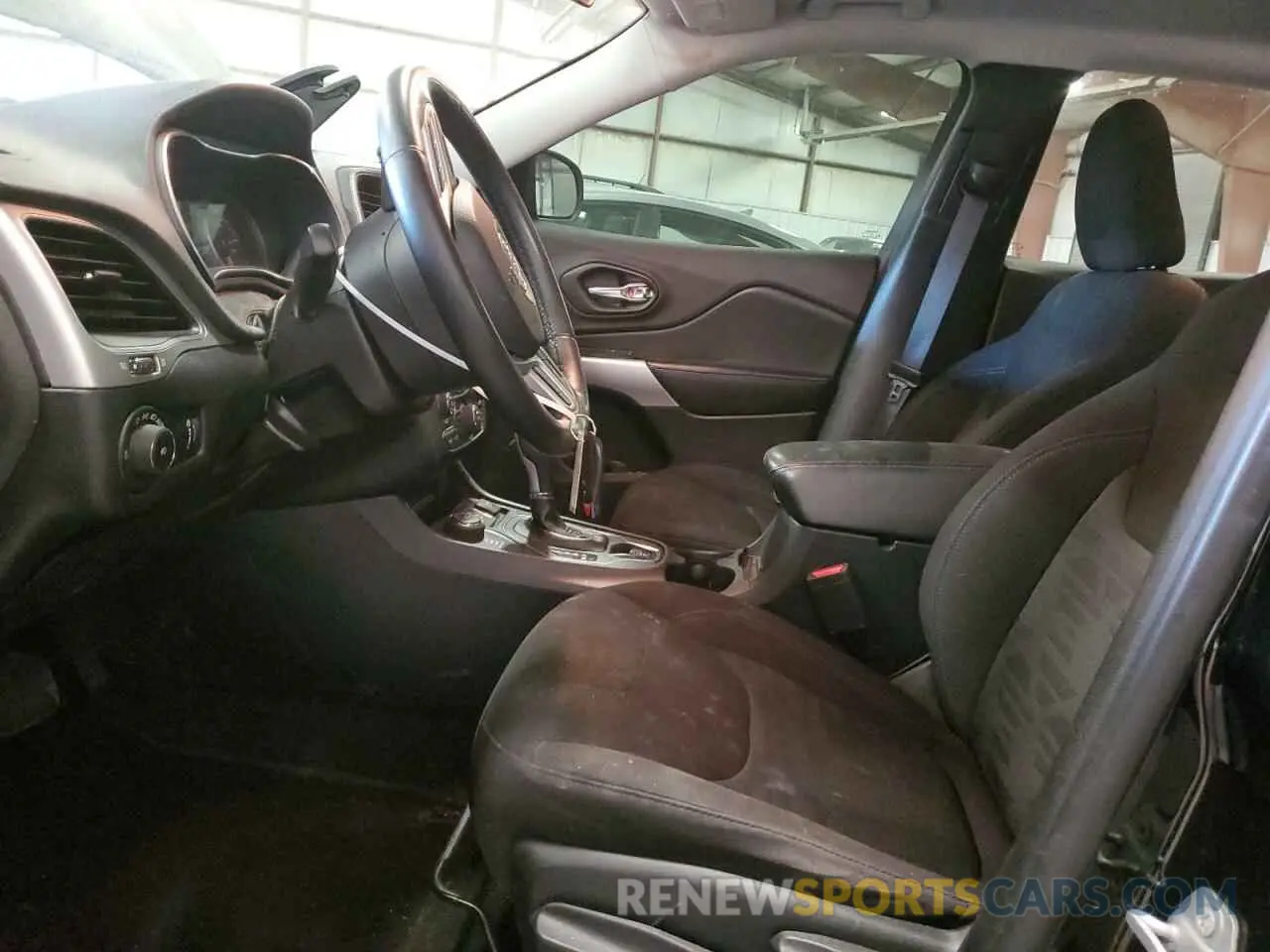 7 fotografías del automóvil dañado 1C4PJMCX2KD452975 JEEP GRAND CHER 2019