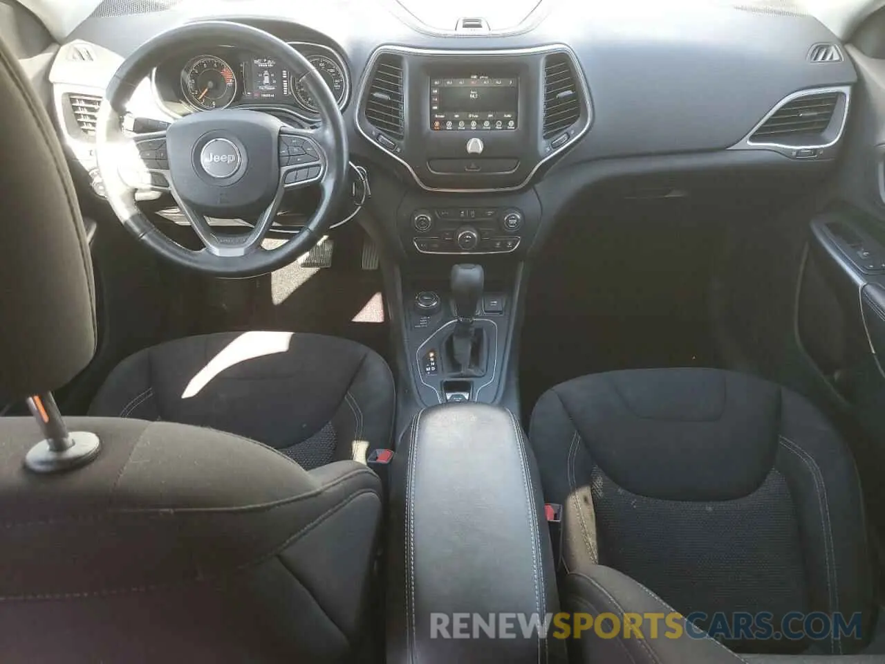 8 fotografías del automóvil dañado 1C4PJMCX4KD268329 JEEP GRAND CHER 2019