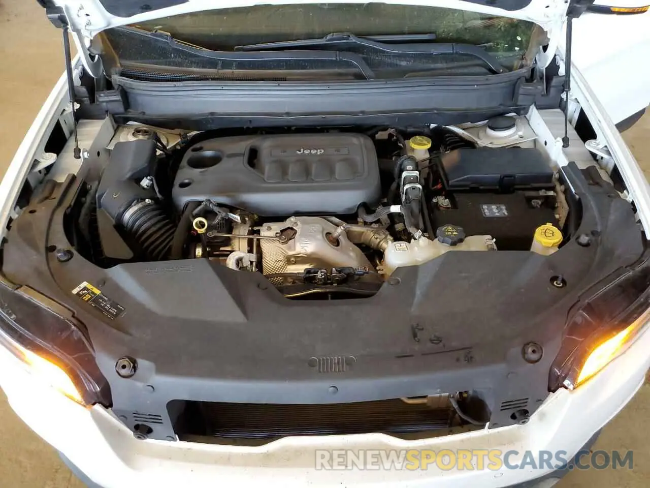 12 fotografías del automóvil dañado 1C4PJMDN8KD143069 JEEP GRAND CHER 2019