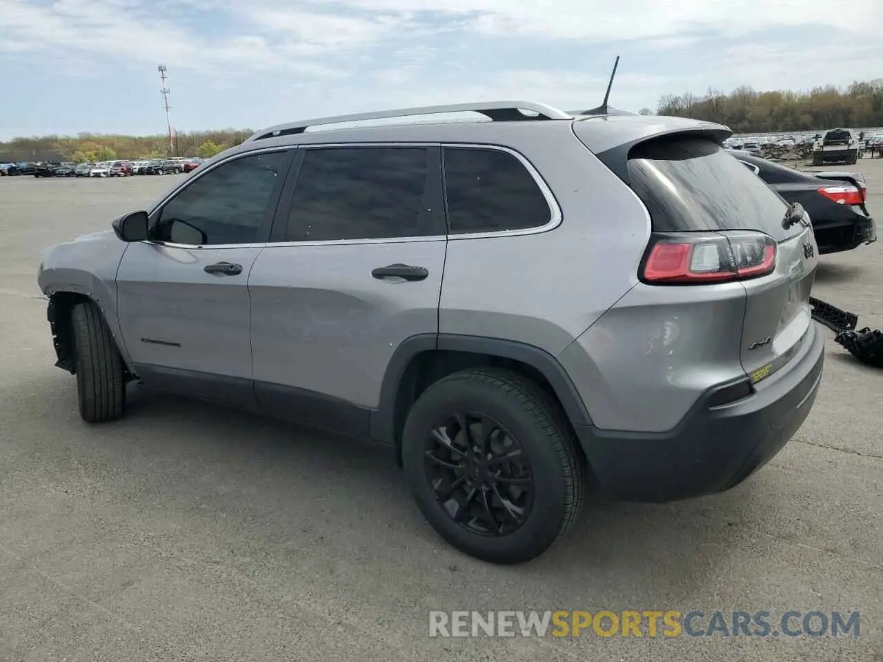2 fotografías del automóvil dañado 1C4PJMLB0KD189986 JEEP GRAND CHER 2019