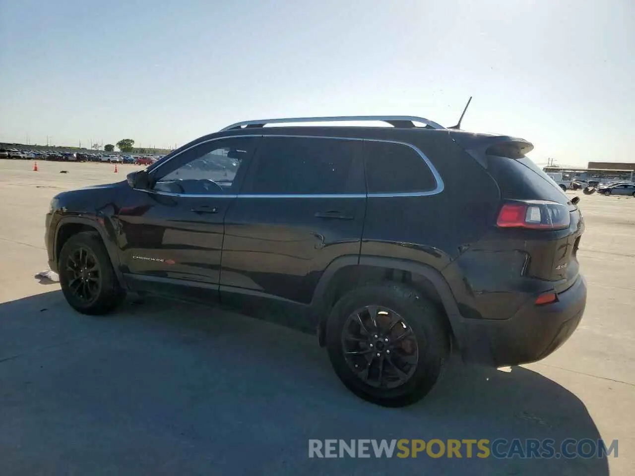 2 fotografías del automóvil dañado 1C4PJMLB0KD273628 JEEP GRAND CHER 2019