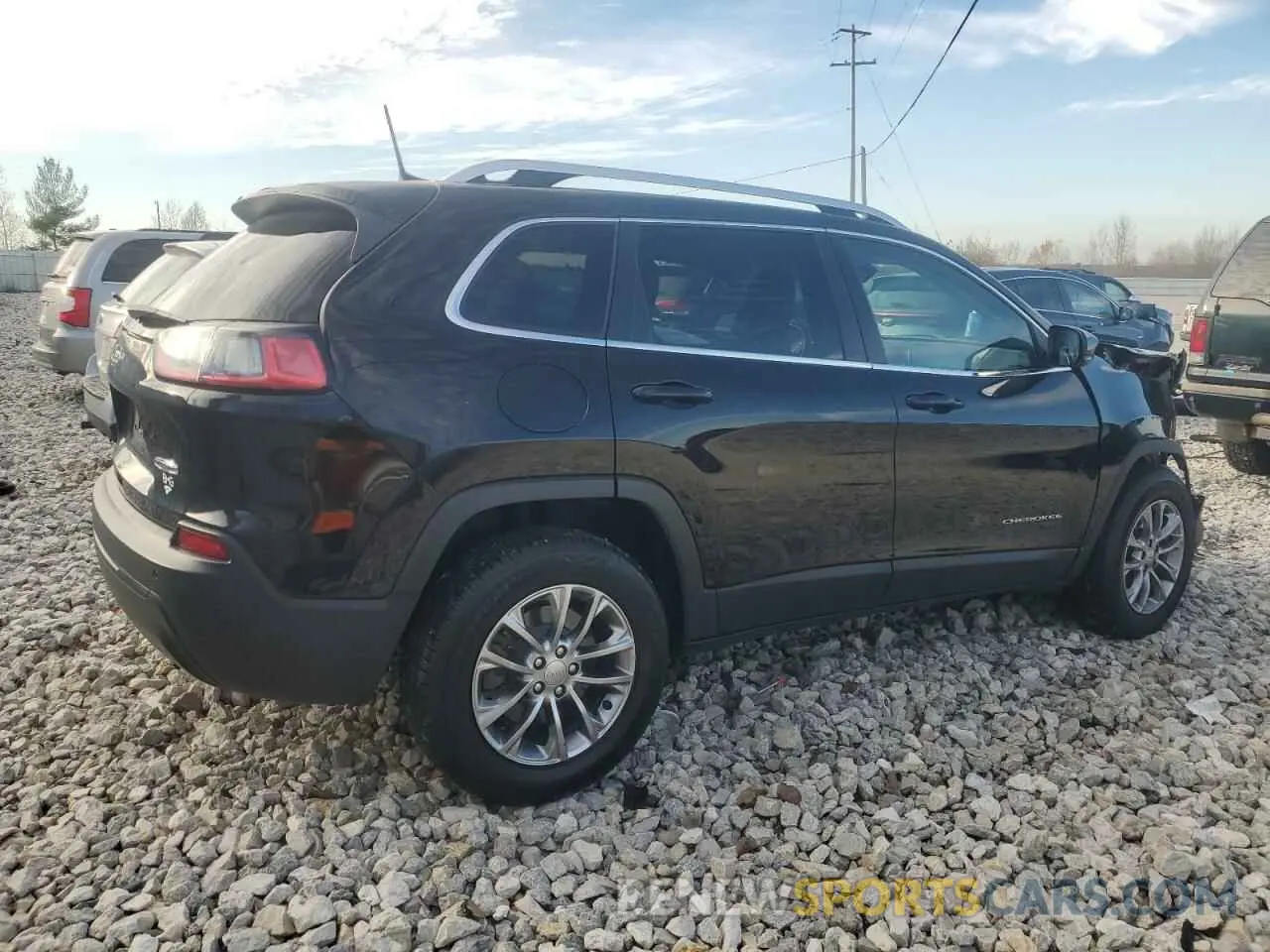 3 fotografías del automóvil dañado 1C4PJMLB2KD311196 JEEP GRAND CHER 2019