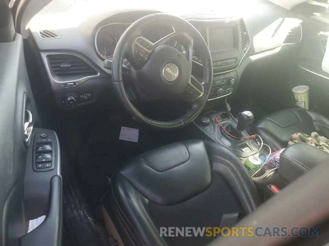 8 fotografías del automóvil dañado 1C4PJMLB2KD314065 JEEP GRAND CHER 2019