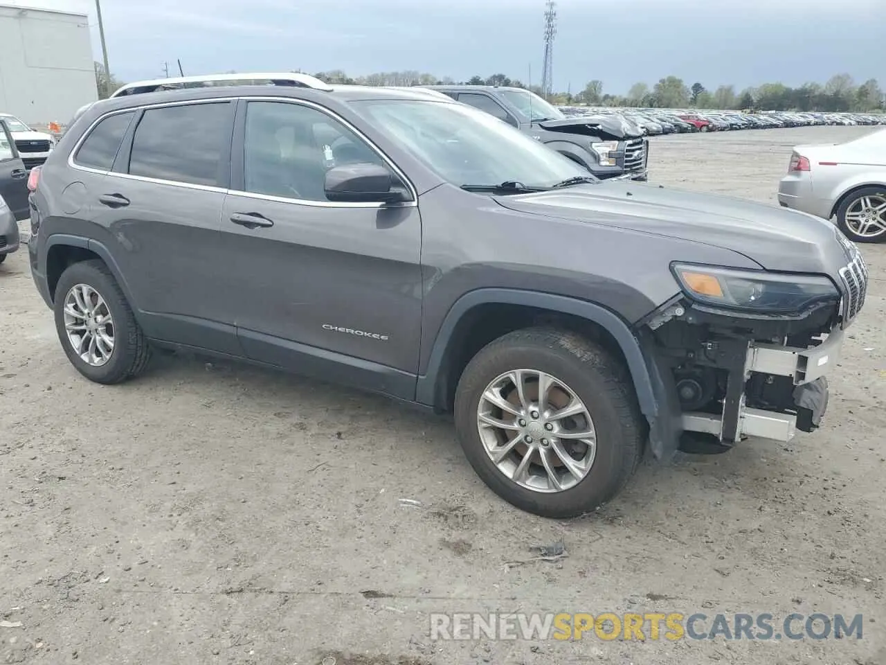 4 fotografías del automóvil dañado 1C4PJMLB3KD253809 JEEP GRAND CHER 2019