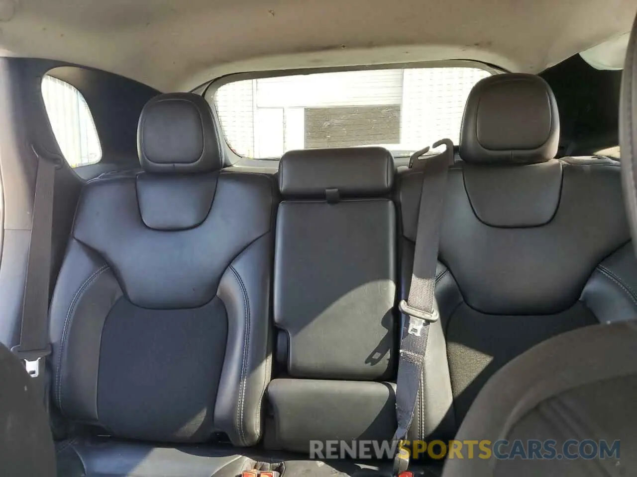 10 fotografías del automóvil dañado 1C4PJMLB6KD477950 JEEP GRAND CHER 2019