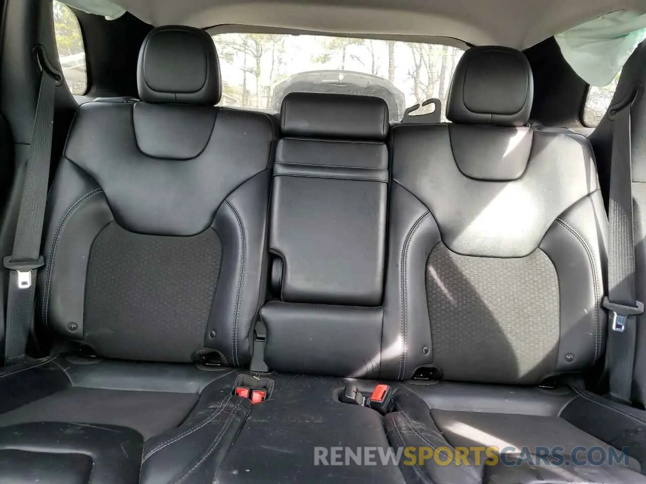 10 fotografías del automóvil dañado 1C4PJMLB7KD397721 JEEP GRAND CHER 2019