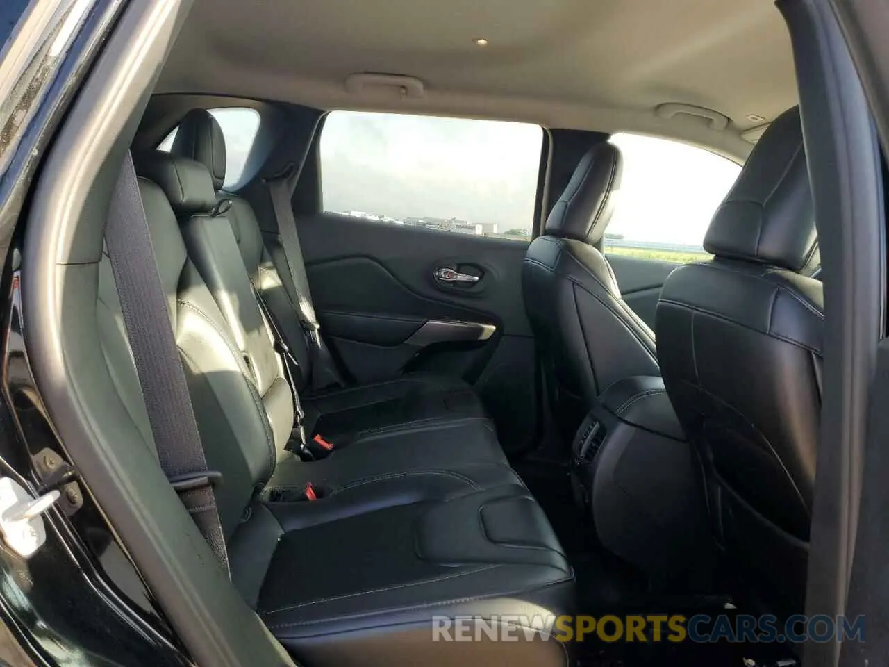11 fotografías del automóvil dañado 1C4PJMLB7KD478458 JEEP GRAND CHER 2019