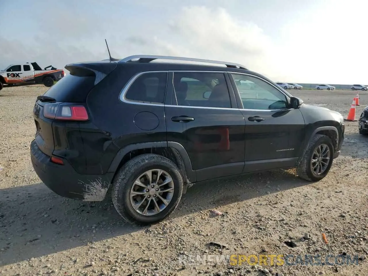 3 fotografías del automóvil dañado 1C4PJMLB7KD478458 JEEP GRAND CHER 2019