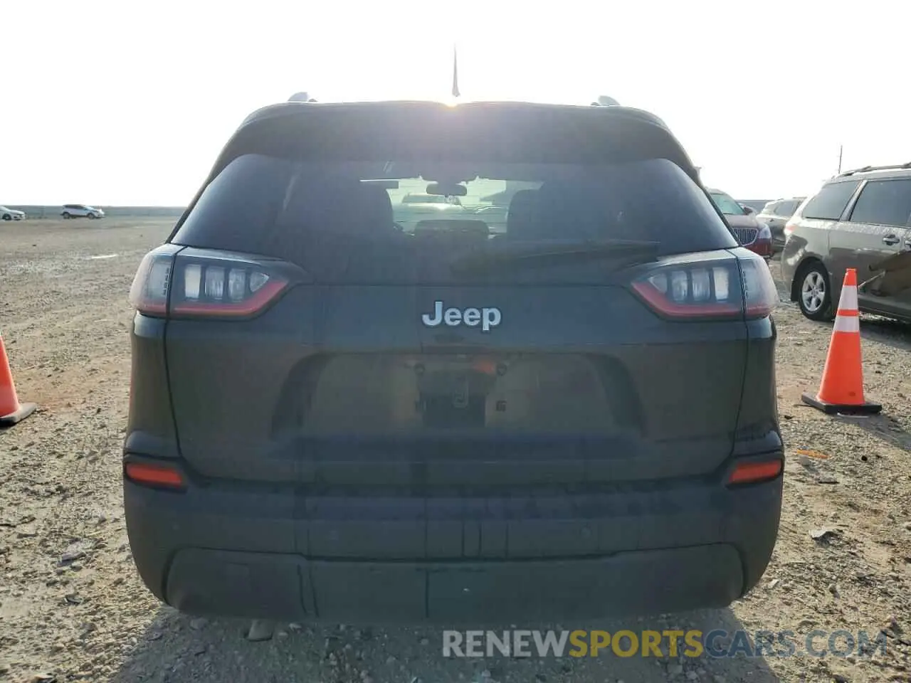 6 fotografías del automóvil dañado 1C4PJMLB7KD478458 JEEP GRAND CHER 2019