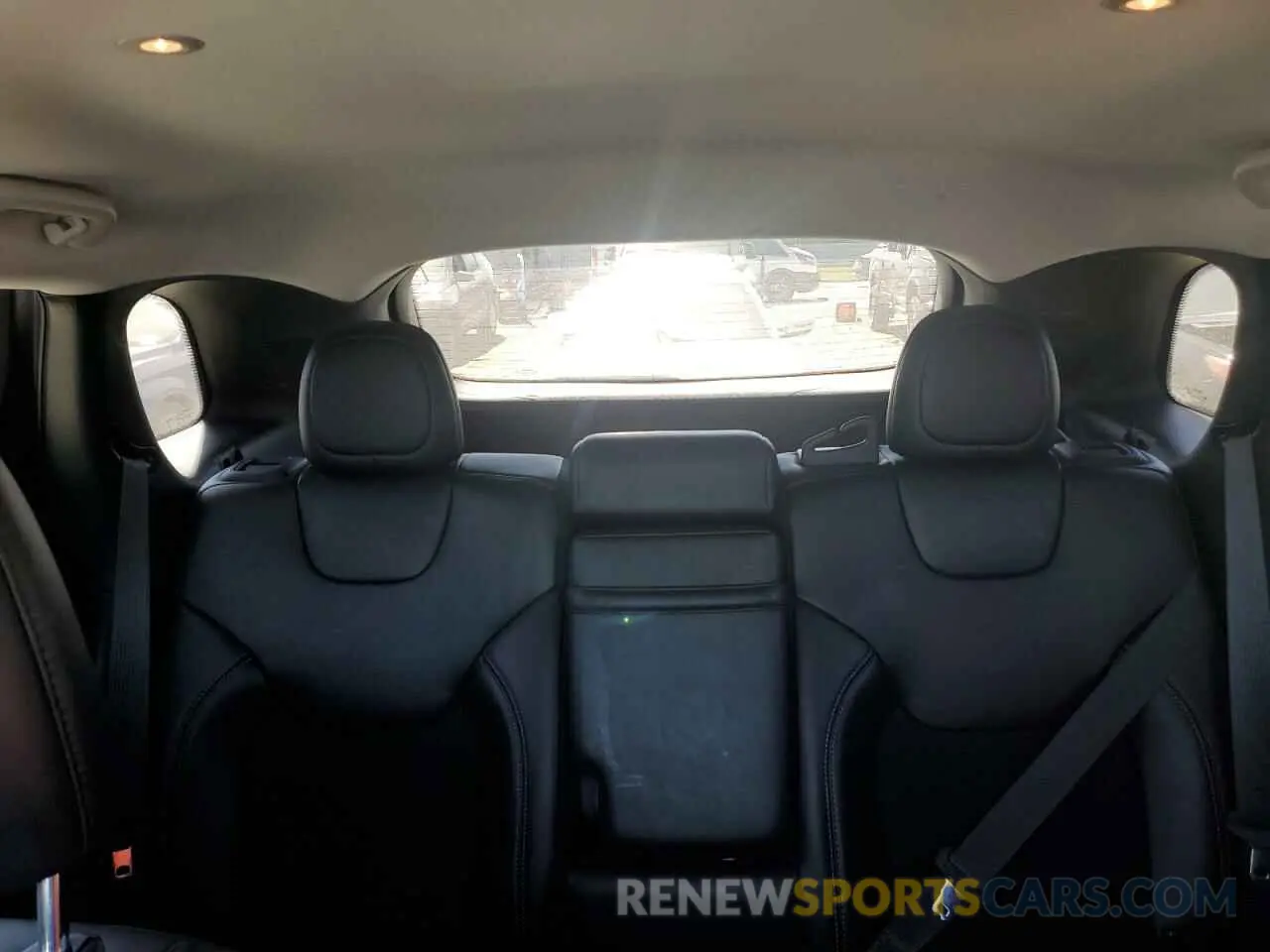 10 fotografías del automóvil dañado 1C4PJMLB8KD254101 JEEP GRAND CHER 2019