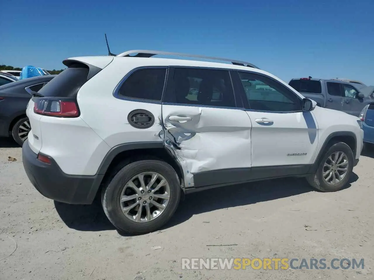 3 fotografías del automóvil dañado 1C4PJMLB8KD254101 JEEP GRAND CHER 2019