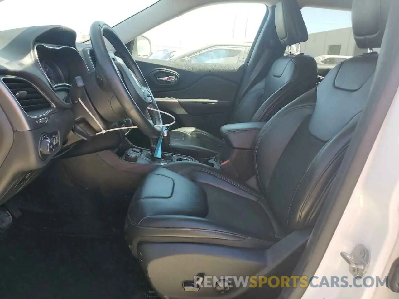 7 fotografías del automóvil dañado 1C4PJMLB8KD254101 JEEP GRAND CHER 2019