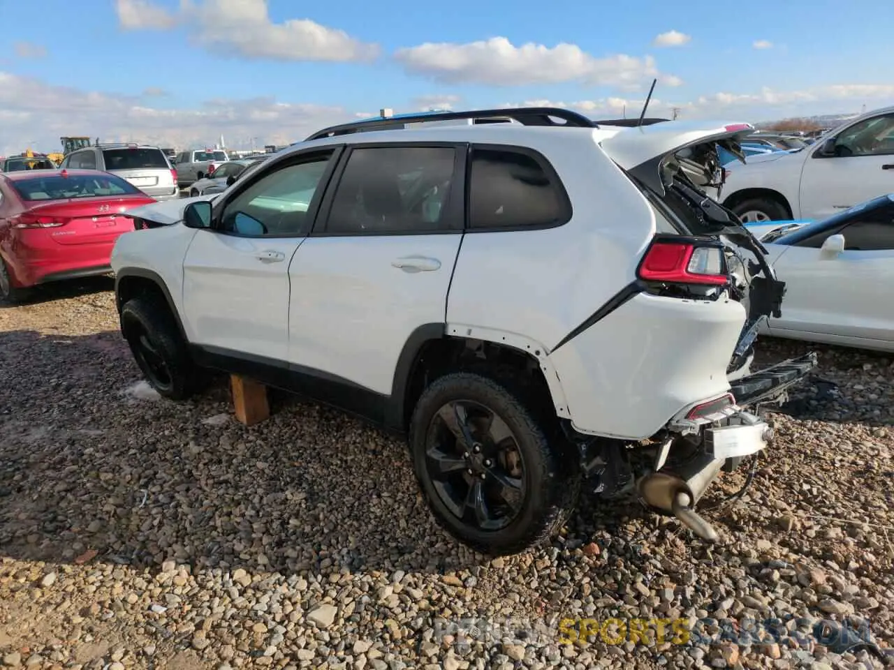 2 fotografías del automóvil dañado 1C4PJMLBXKD477983 JEEP GRAND CHER 2019