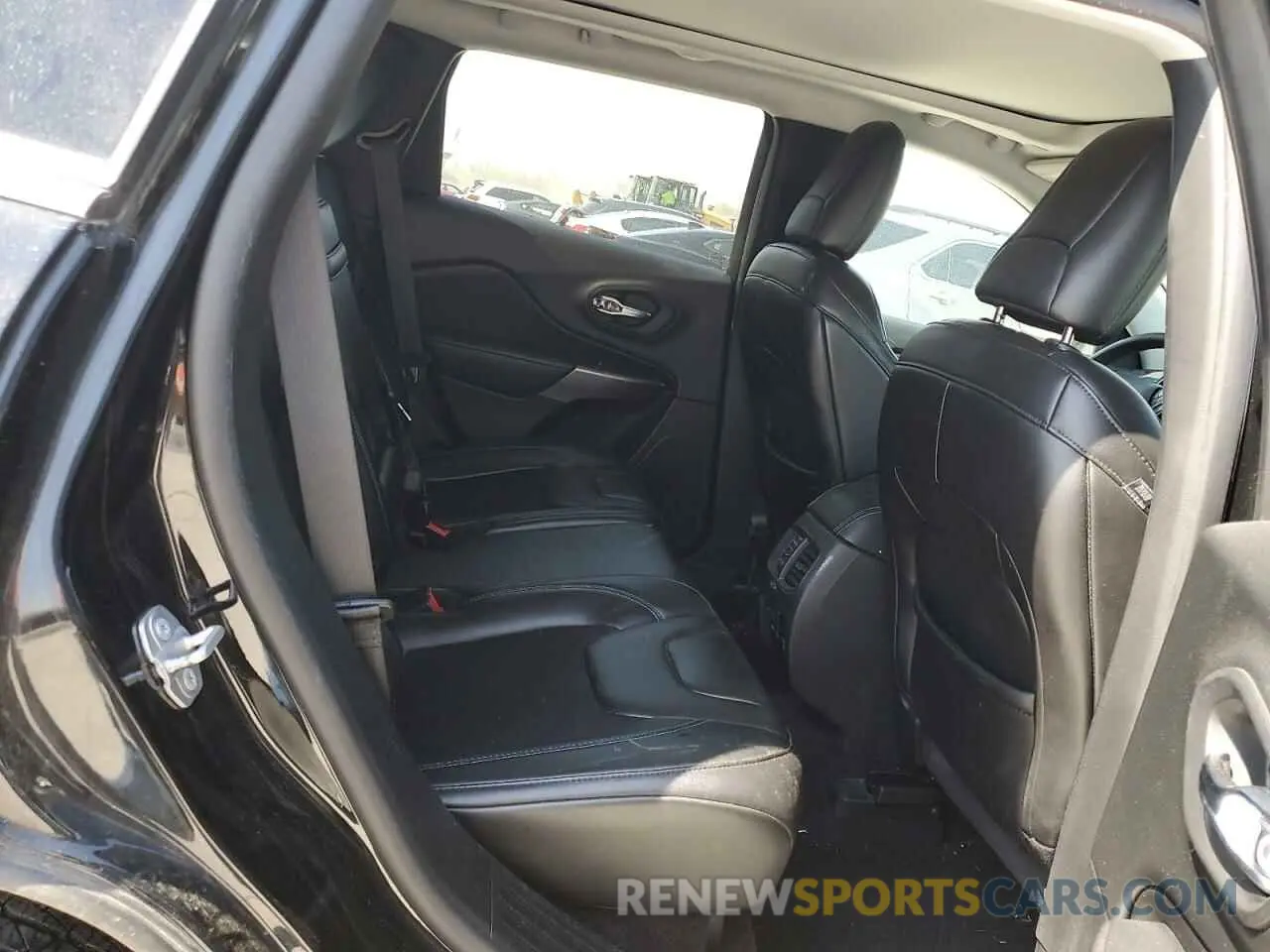 10 fotografías del automóvil dañado 1C4PJMLX0KD270627 JEEP GRAND CHER 2019