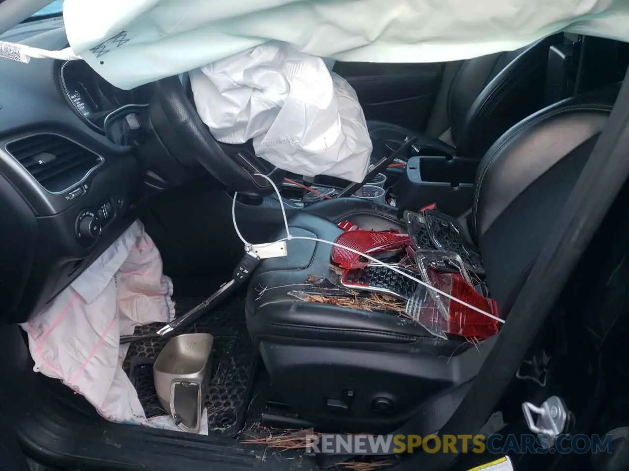 7 fotografías del automóvil dañado 1C4PJMLX3KD460275 JEEP GRAND CHER 2019