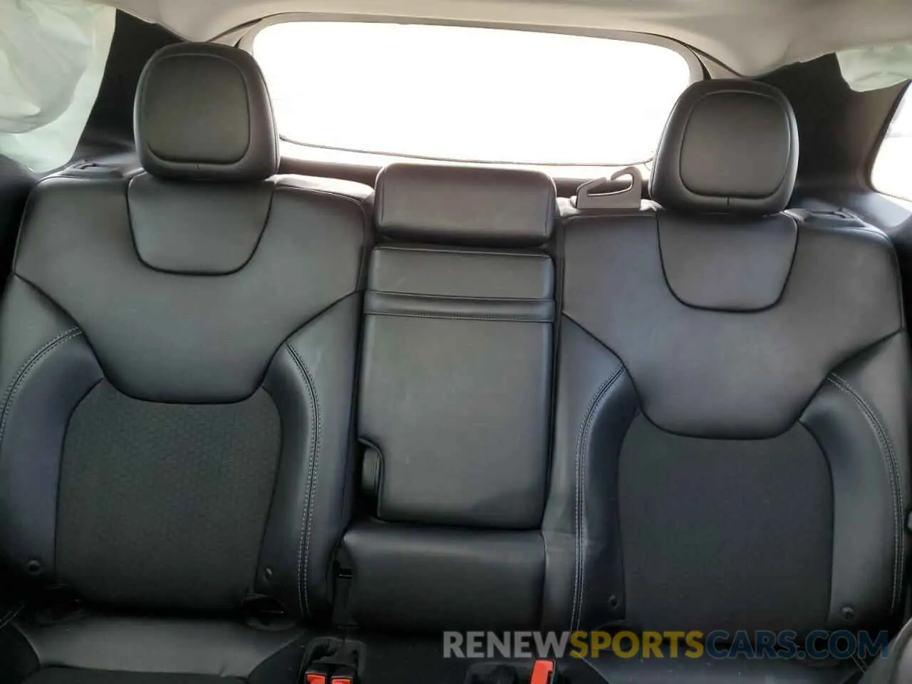 10 fotografías del automóvil dañado 1C4PJMLX7KD364990 JEEP GRAND CHER 2019