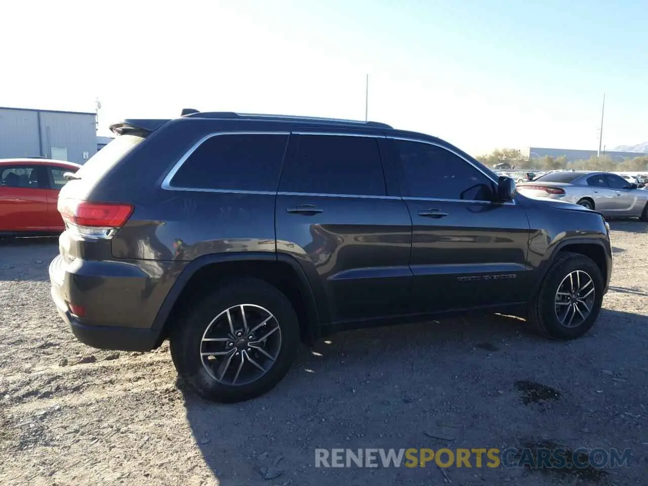 3 fotografías del automóvil dañado 1C4RJEAG1KC789998 JEEP GRAND CHER 2019