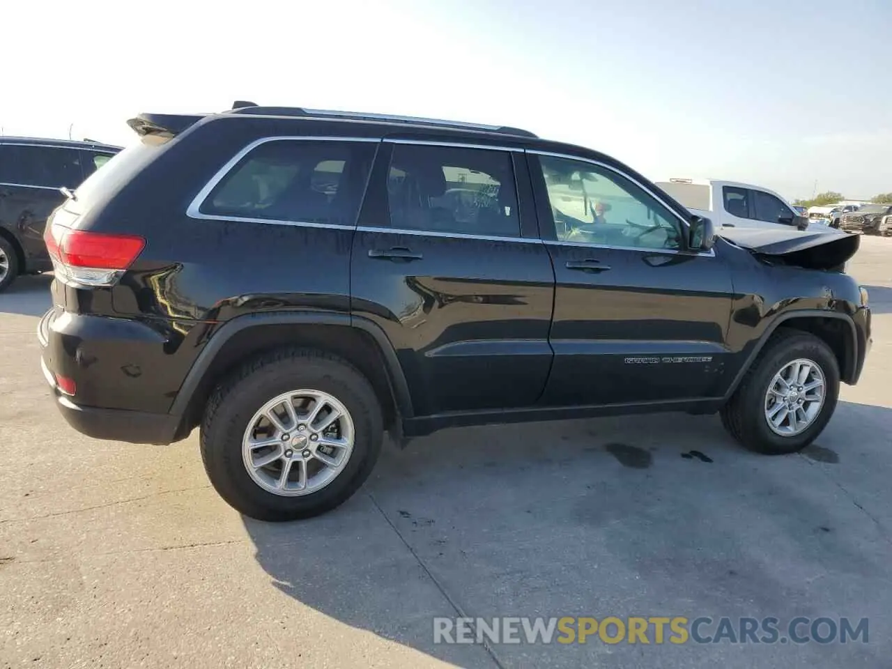 3 fotografías del automóvil dañado 1C4RJEAG4KC811086 JEEP GRAND CHER 2019
