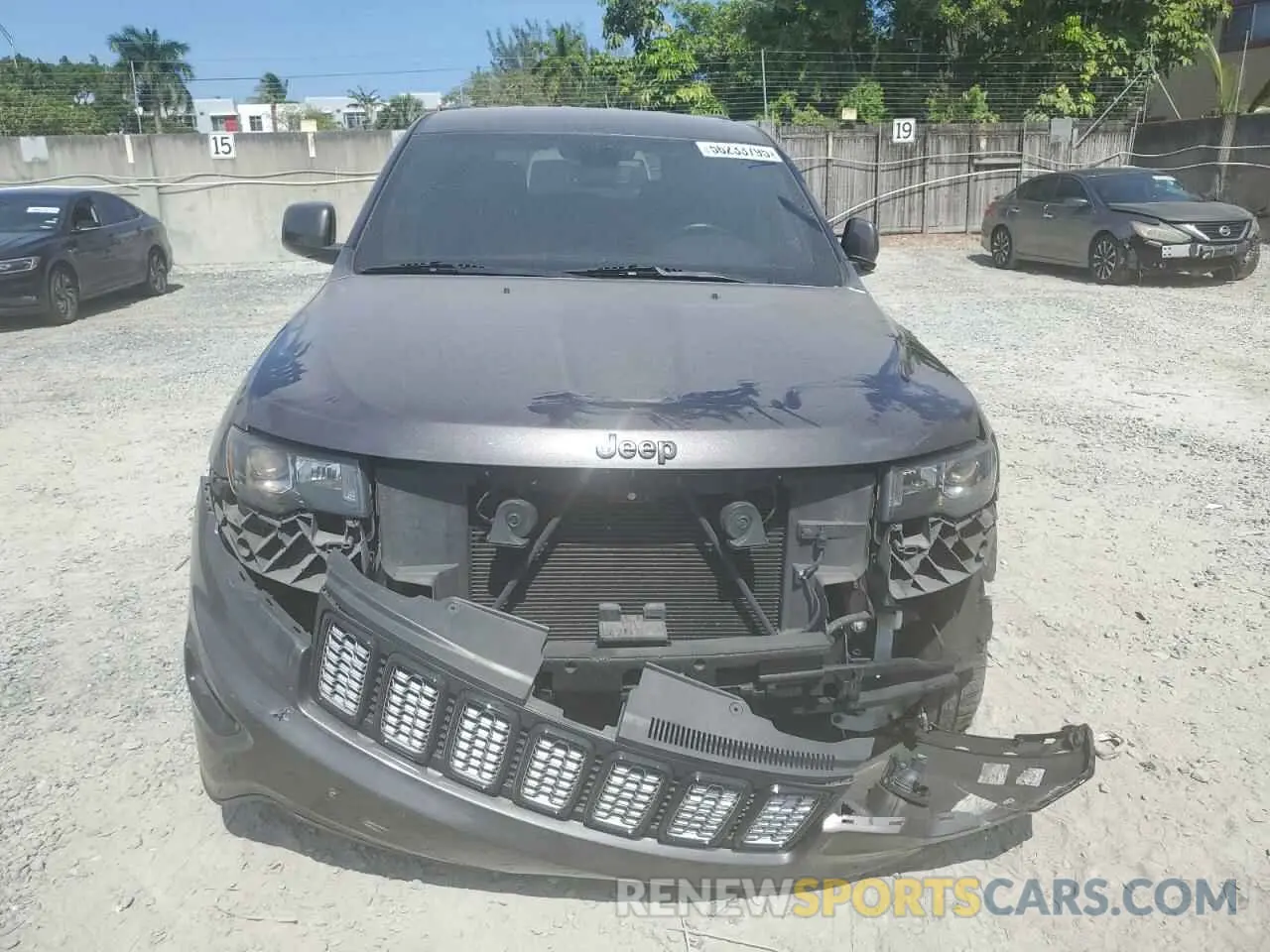 5 fotografías del automóvil dañado 1C4RJEAG7KC672863 JEEP GRAND CHER 2019