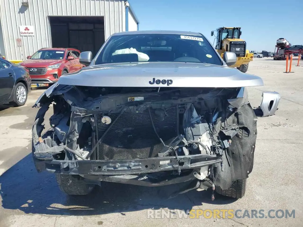 5 fotografías del automóvil dañado 1C4RJEAG7KC710673 JEEP GRAND CHER 2019