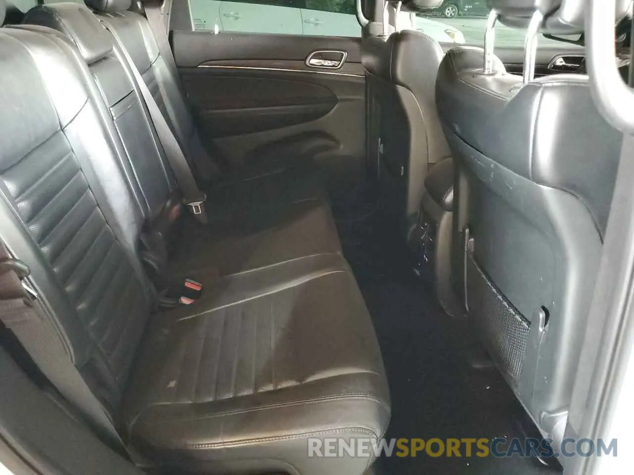 10 fotografías del automóvil dañado 1C4RJEBG1KC580324 JEEP GRAND CHER 2019