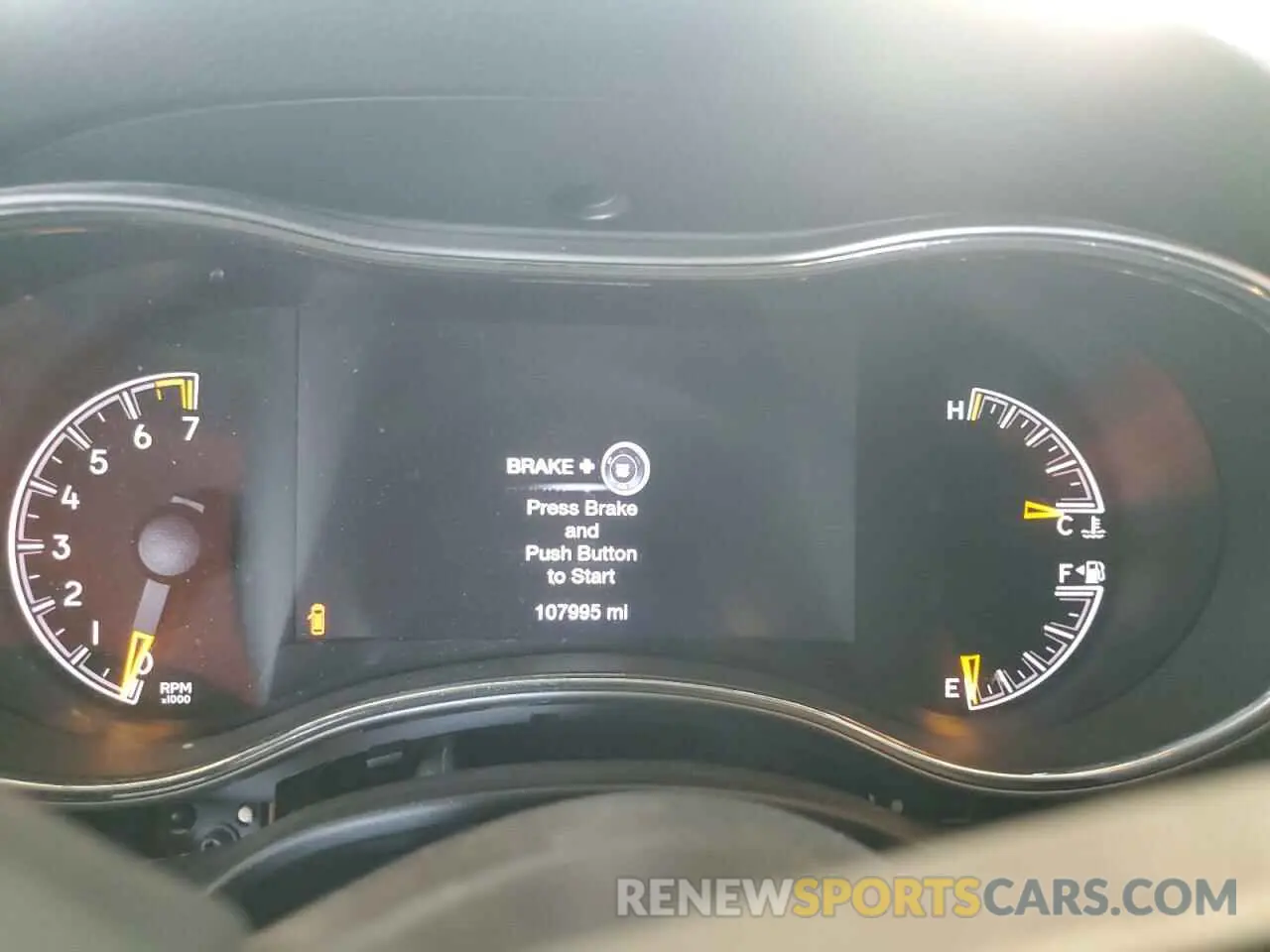 9 fotografías del automóvil dañado 1C4RJEBGXKC656686 JEEP GRAND CHER 2019