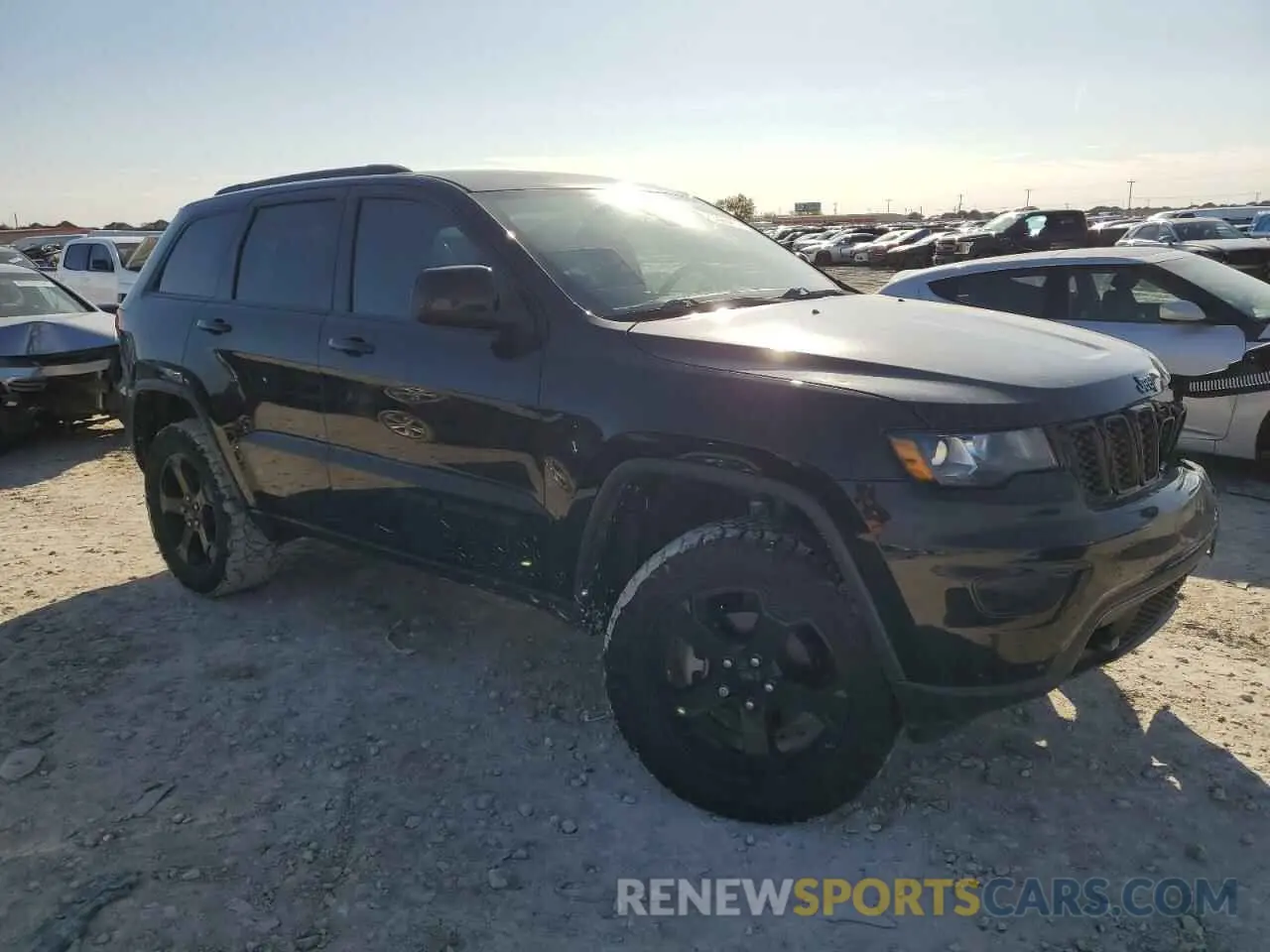 4 fotografías del automóvil dañado 1C4RJFAG4KC759318 JEEP GRAND CHER 2019