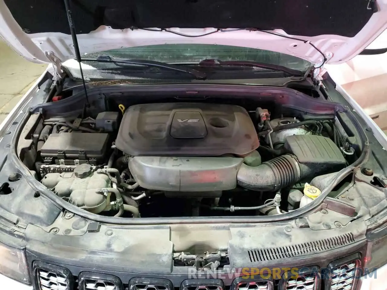 12 fotografías del automóvil dañado 1C4RJFAG5KC565946 JEEP GRAND CHER 2019