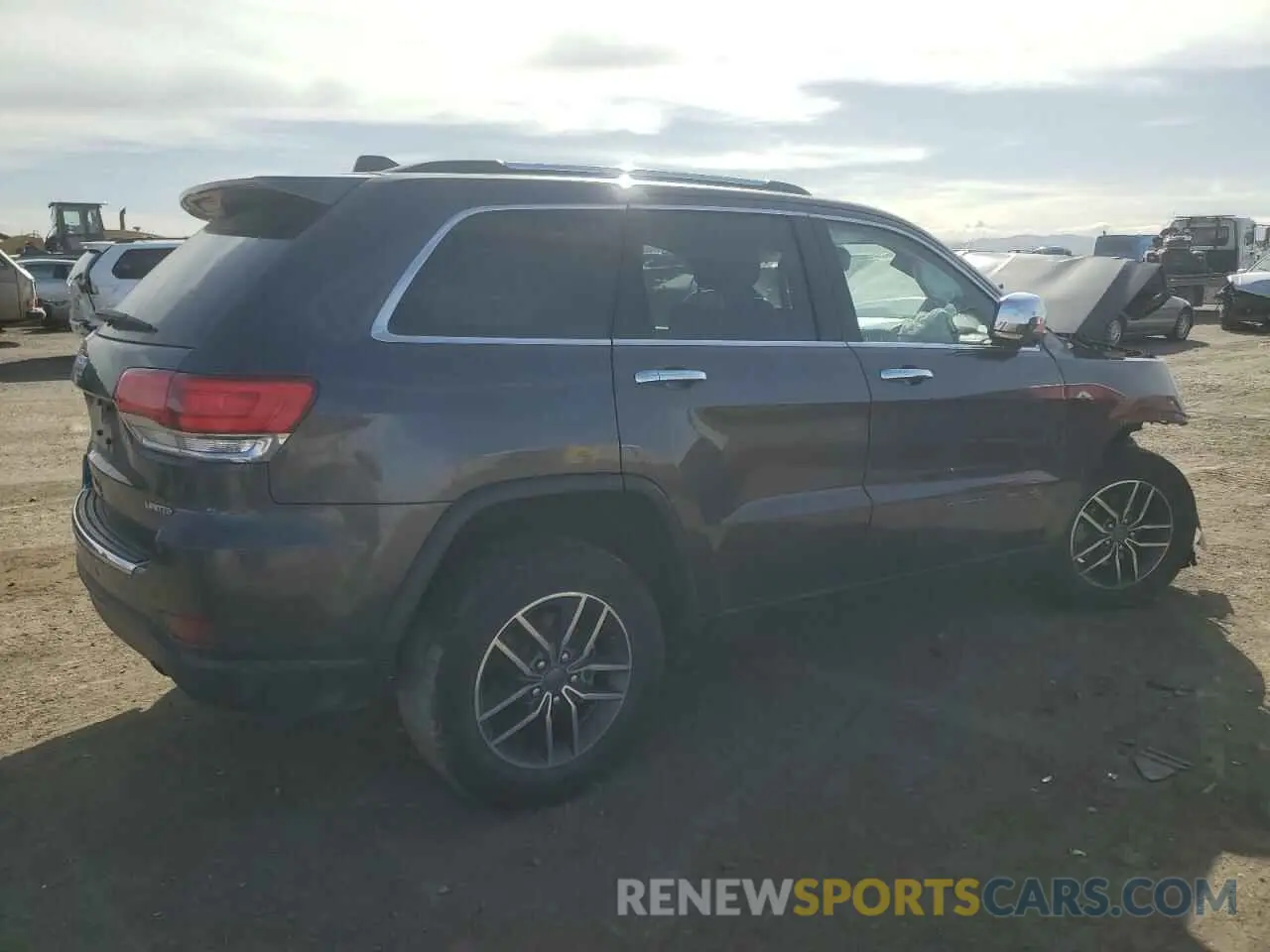 3 fotografías del automóvil dañado 1C4RJFBG0KC728906 JEEP GRAND CHER 2019