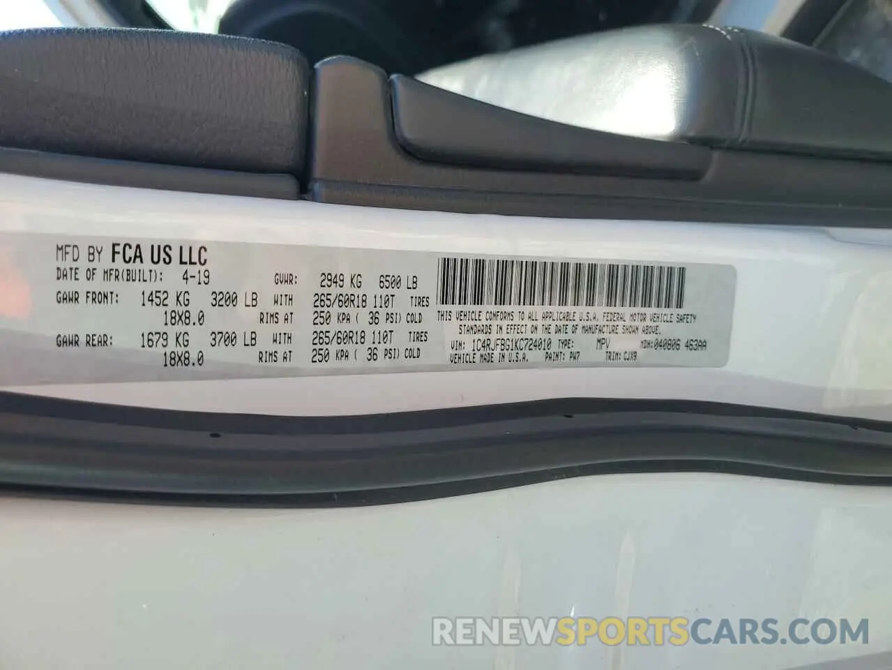 12 fotografías del automóvil dañado 1C4RJFBG1KC724010 JEEP GRAND CHER 2019
