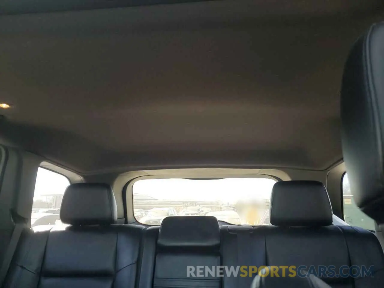 10 fotografías del automóvil dañado 1C4RJFBG1KC795742 JEEP GRAND CHER 2019