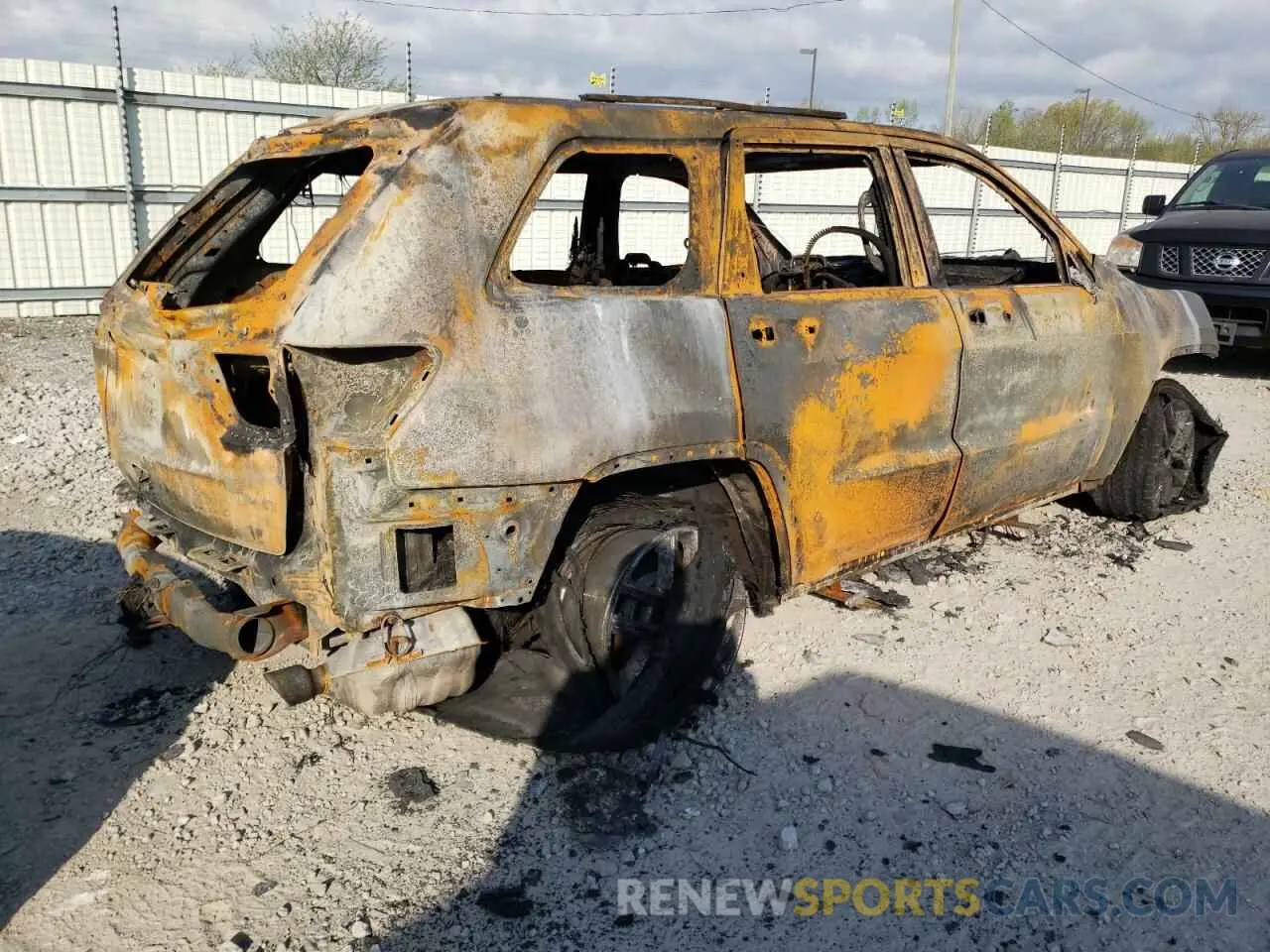 3 fotografías del automóvil dañado 1C4RJFBG2KC538685 JEEP GRAND CHER 2019