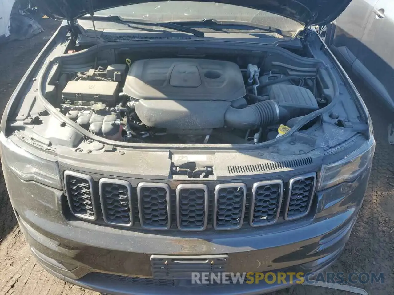 11 fotografías del automóvil dañado 1C4RJFBG3KC801203 JEEP GRAND CHER 2019