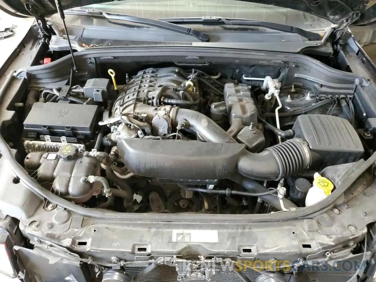 12 fotografías del automóvil dañado 1C4RJFBG4KC803915 JEEP GRAND CHER 2019