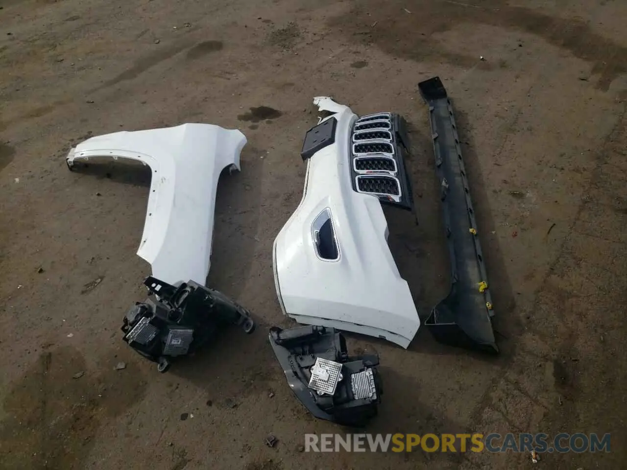 13 fotografías del automóvil dañado 1C4RJFBG6KC687858 JEEP GRAND CHER 2019