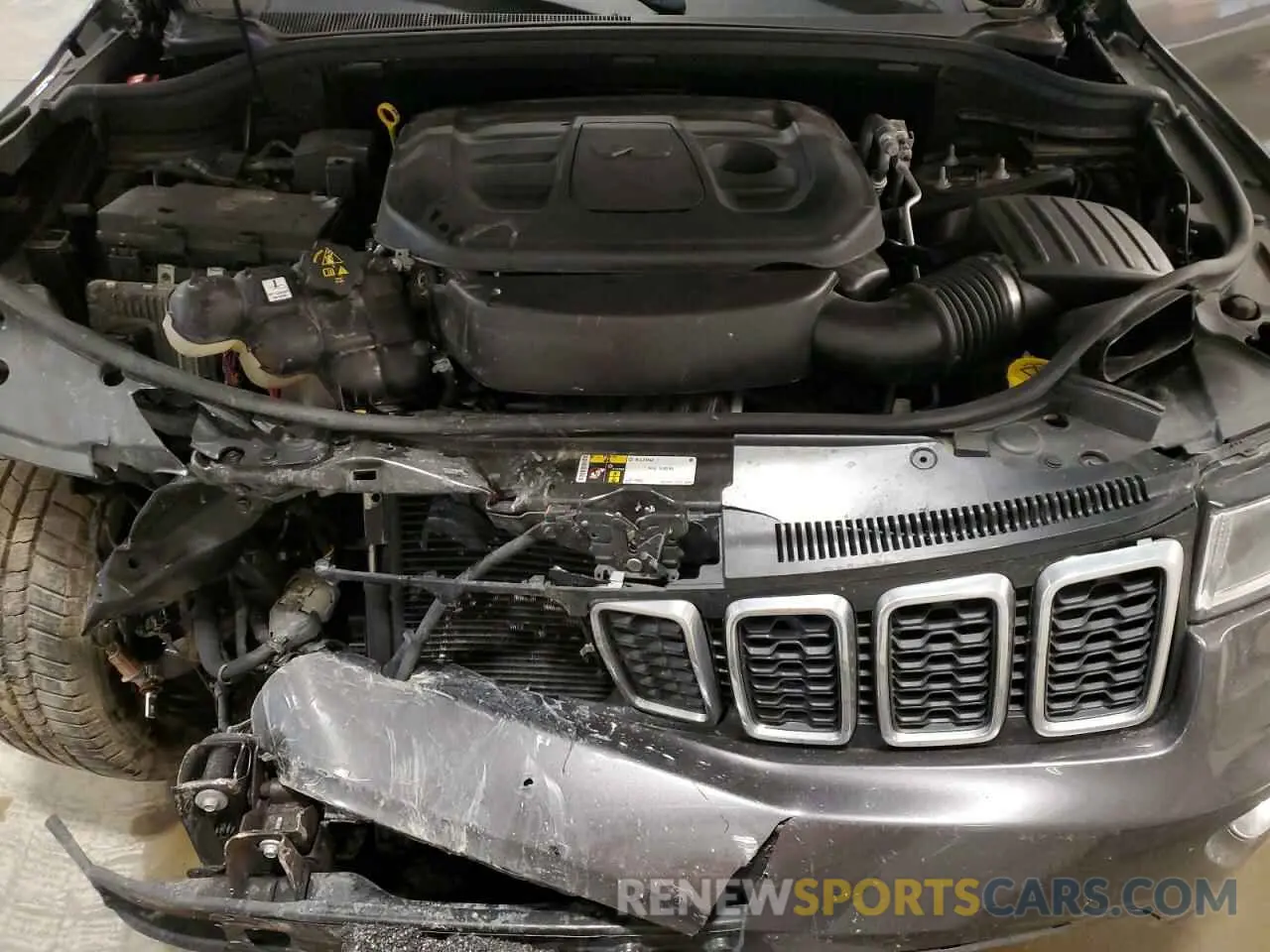 12 fotografías del automóvil dañado 1C4RJFBG6KC786163 JEEP GRAND CHER 2019