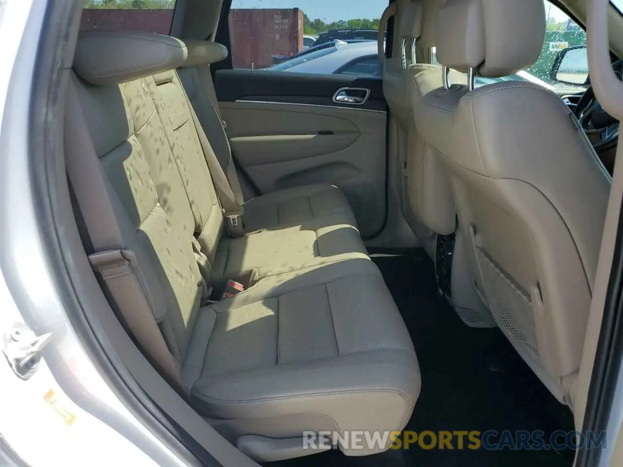 10 fotografías del automóvil dañado 1C4RJFBG7KC540450 JEEP GRAND CHER 2019